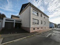 Bild (15ffb0e6ad0c4ded5b646e0e02777f49): 2-Familienhaus - komplett leer