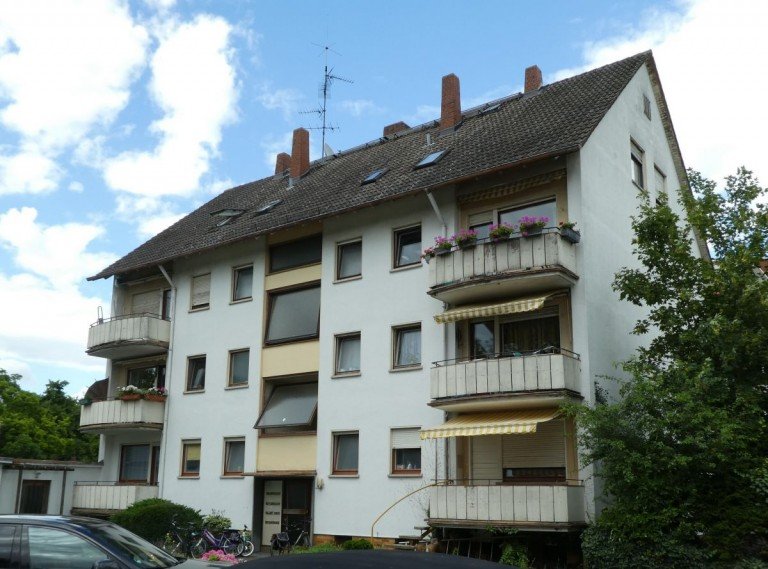  Frankfurt am Main Wohn- / Gesch�ftshaus 8 Wohnungen + Gewerbe (komplett vermietet)