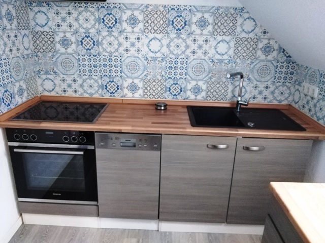  Dachgeschosswohnung Schwalbach am Tauuns