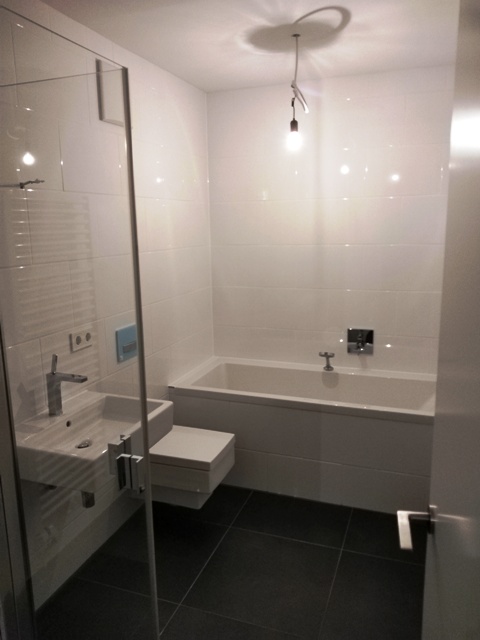  Frankfurt Souterrainwohnung moderne - sch�ne Sout.-Wohnung