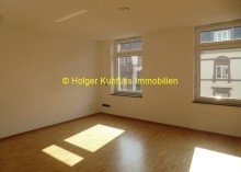  Sonne auf dem Balkon genie�en